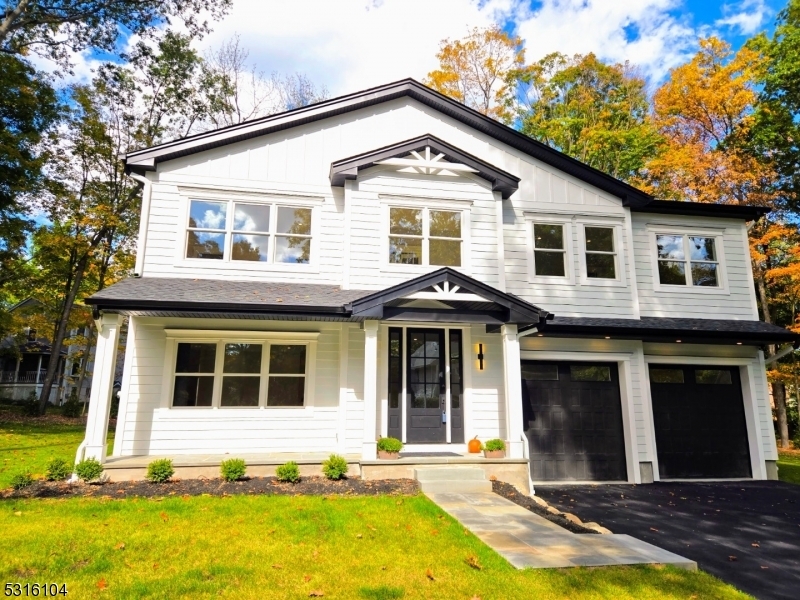 37 Parker Pl  Upper Saddle River Boro NJ 07458 photo