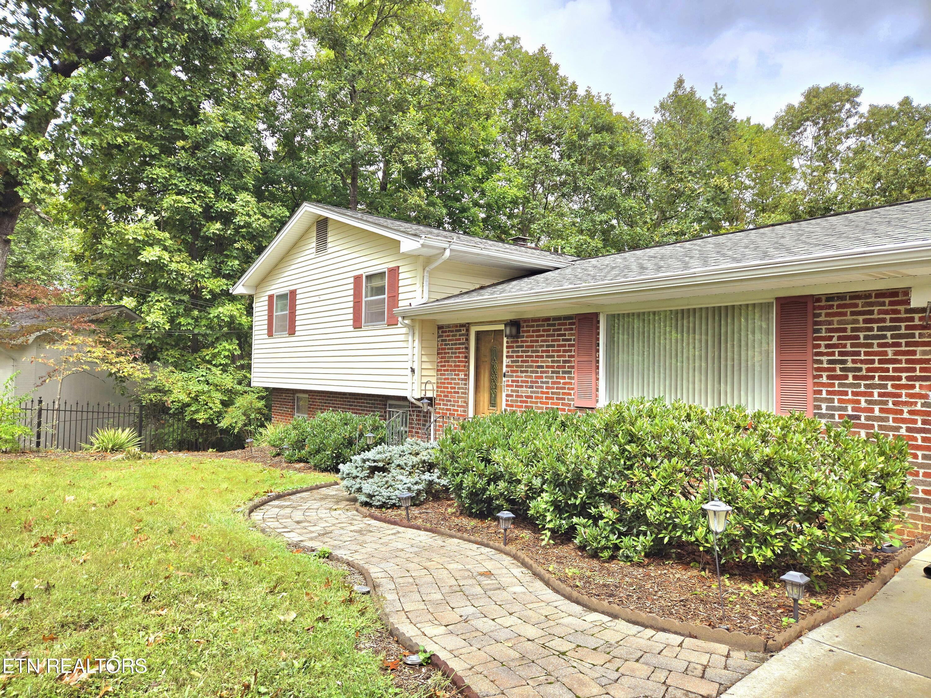 Property Photo:  1138 Park Hill Circle  TN 37909 