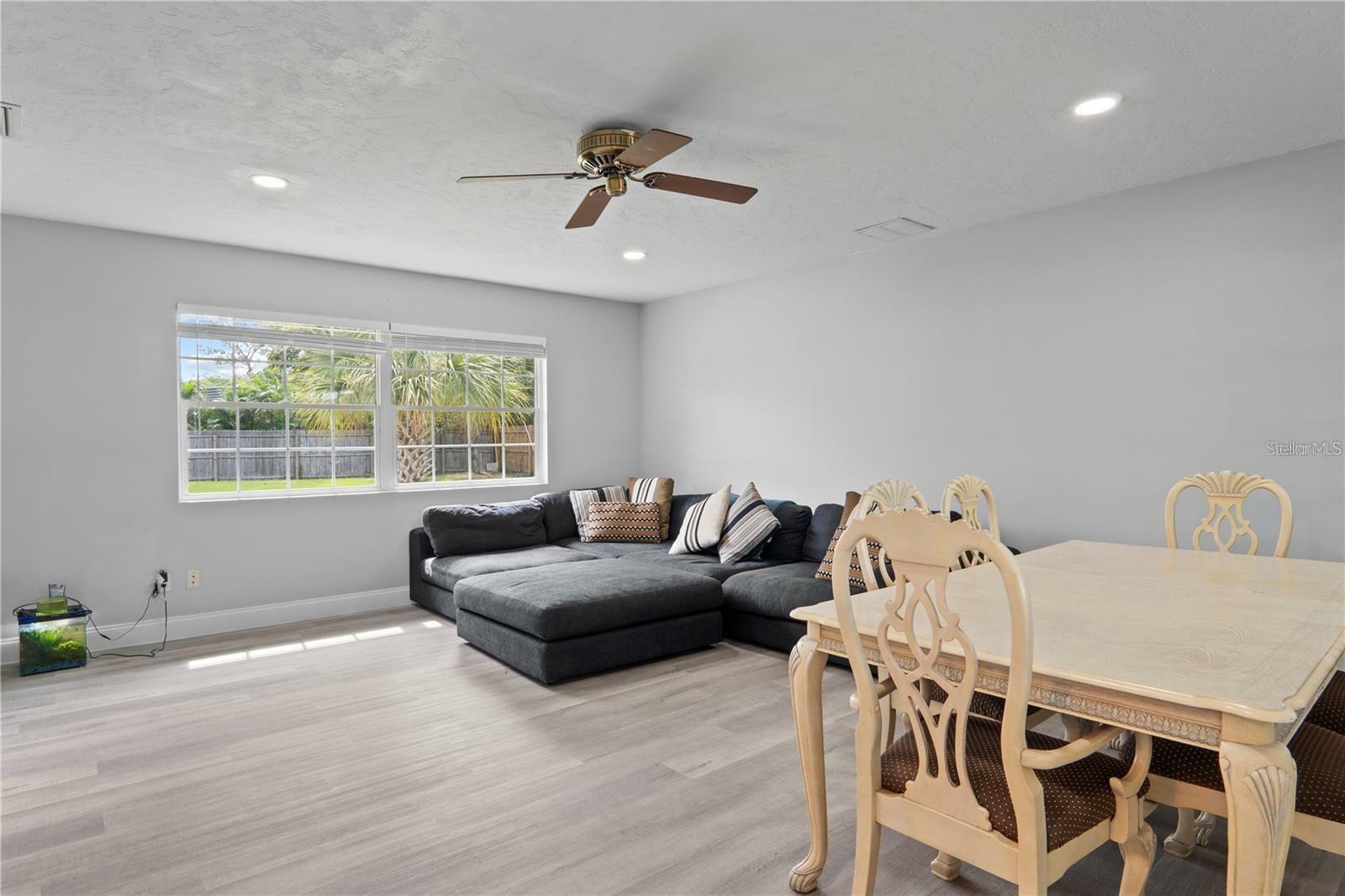 Property Photo:  904 Carvell Drive  FL 32792 