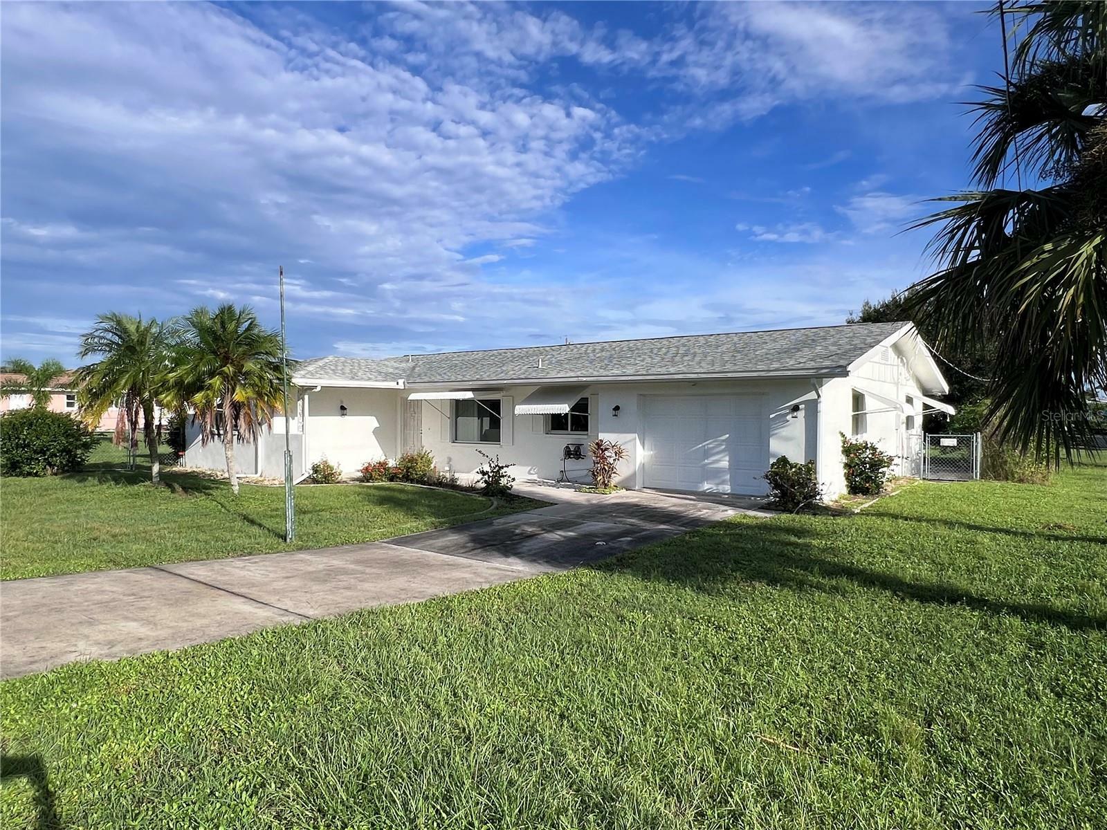 Property Photo:  20430 Edgewater Drive  FL 33952 