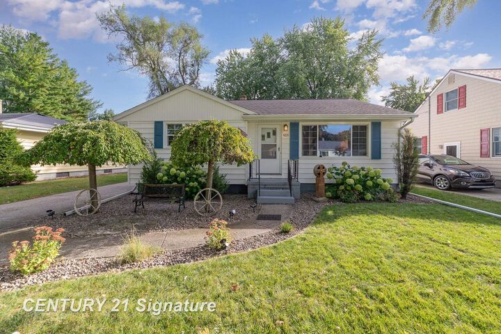 4221 Ann Street  Saginaw MI 48603 photo
