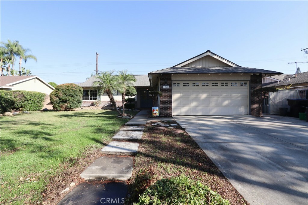 Property Photo:  1267 W Winslow Street  CA 91786 