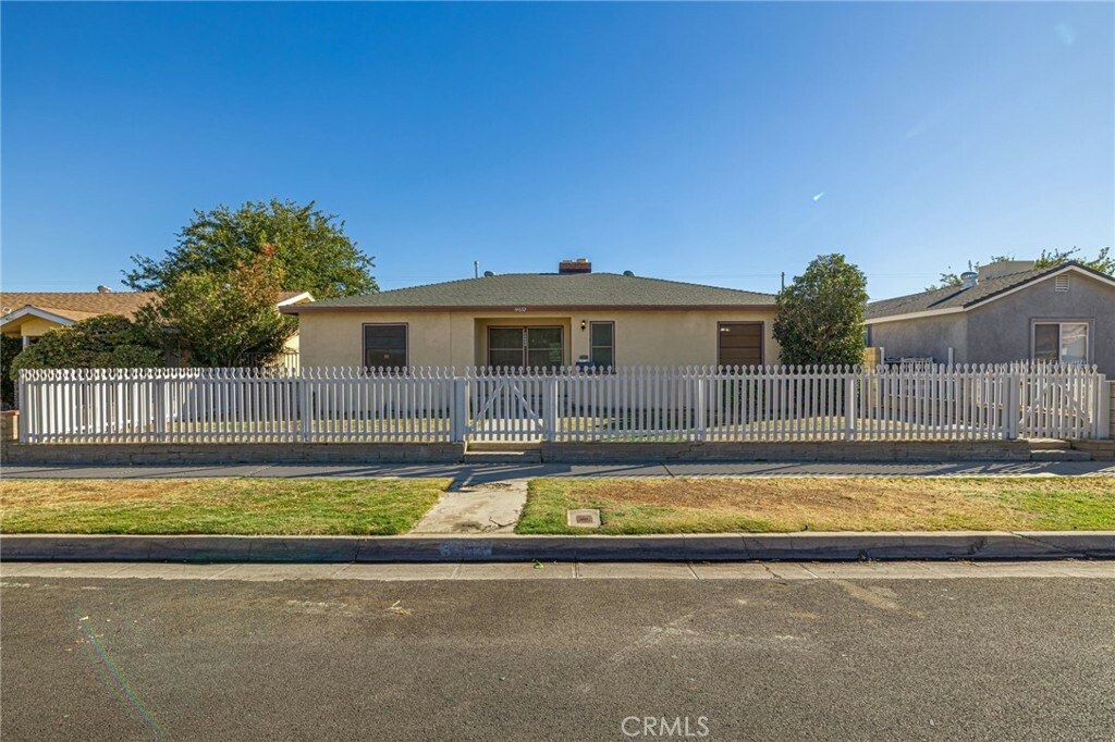 44632 Fern Avenue  Lancaster CA 93534 photo