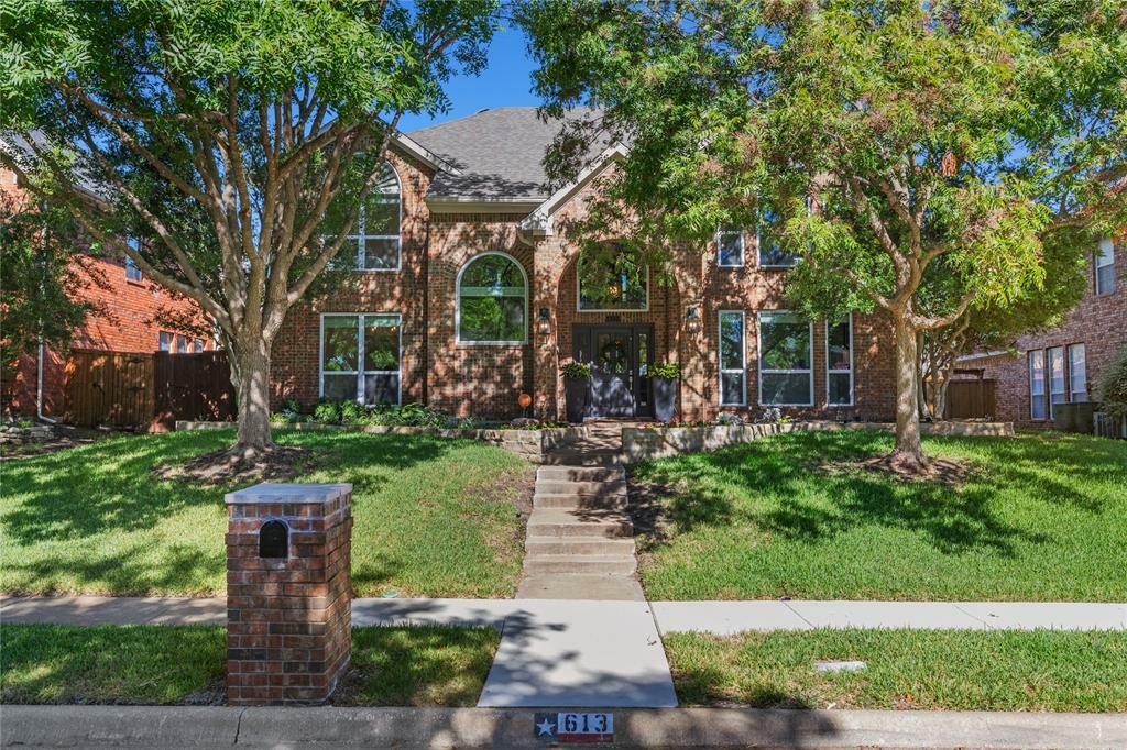 Property Photo: 613 Water Oak Drive TX 75025