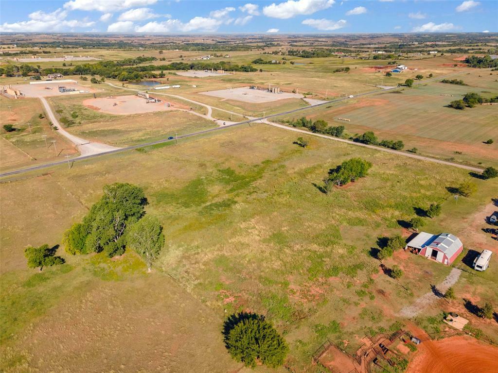 Property Photo:  2015 County Road 1350  OK 73010 