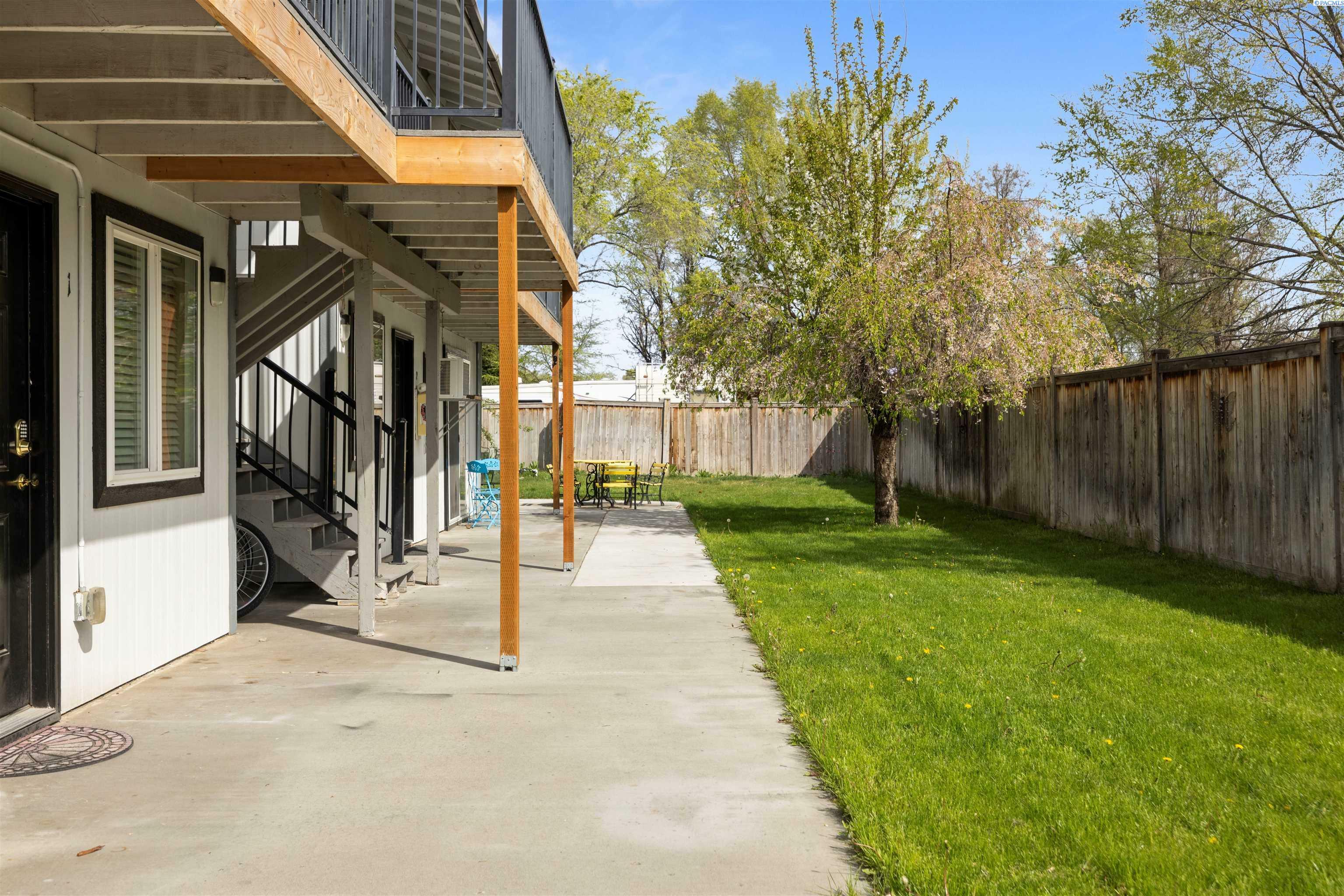 Property Photo:  404 Belle Ave  WA 99320 