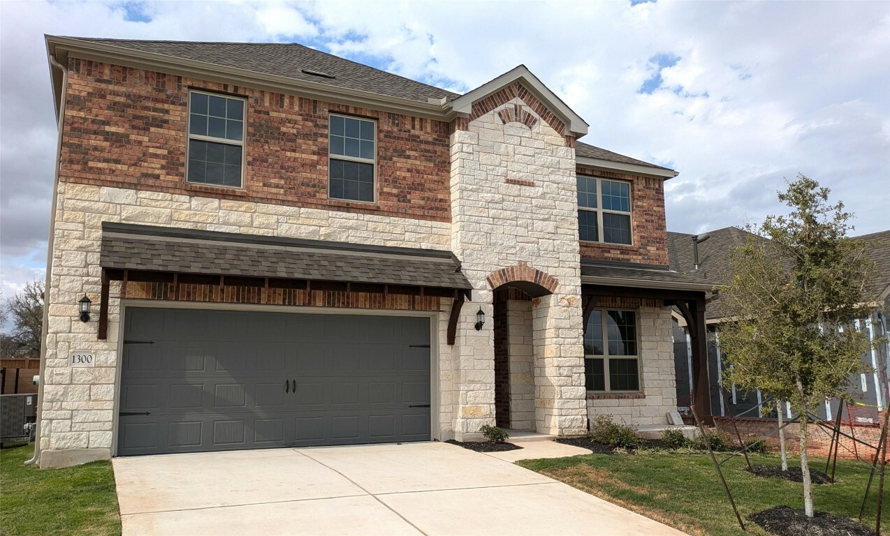 Property Photo:  1300 Stonehill Drive  TX 78633 