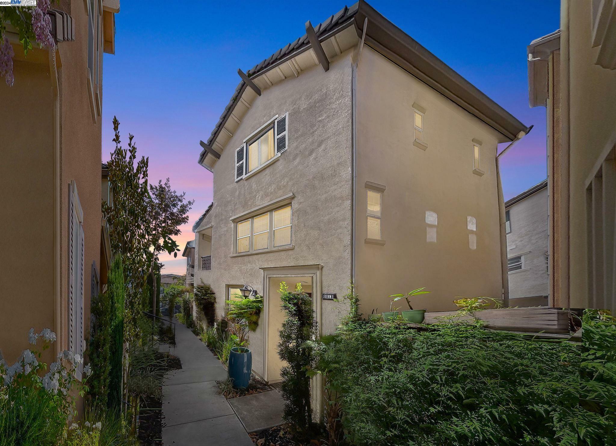 Property Photo:  3312 Araldi Ln  CA 94568 