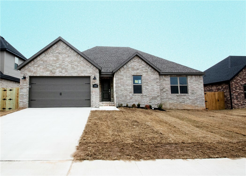 Property Photo: 2701 N Penny Street AR 72761