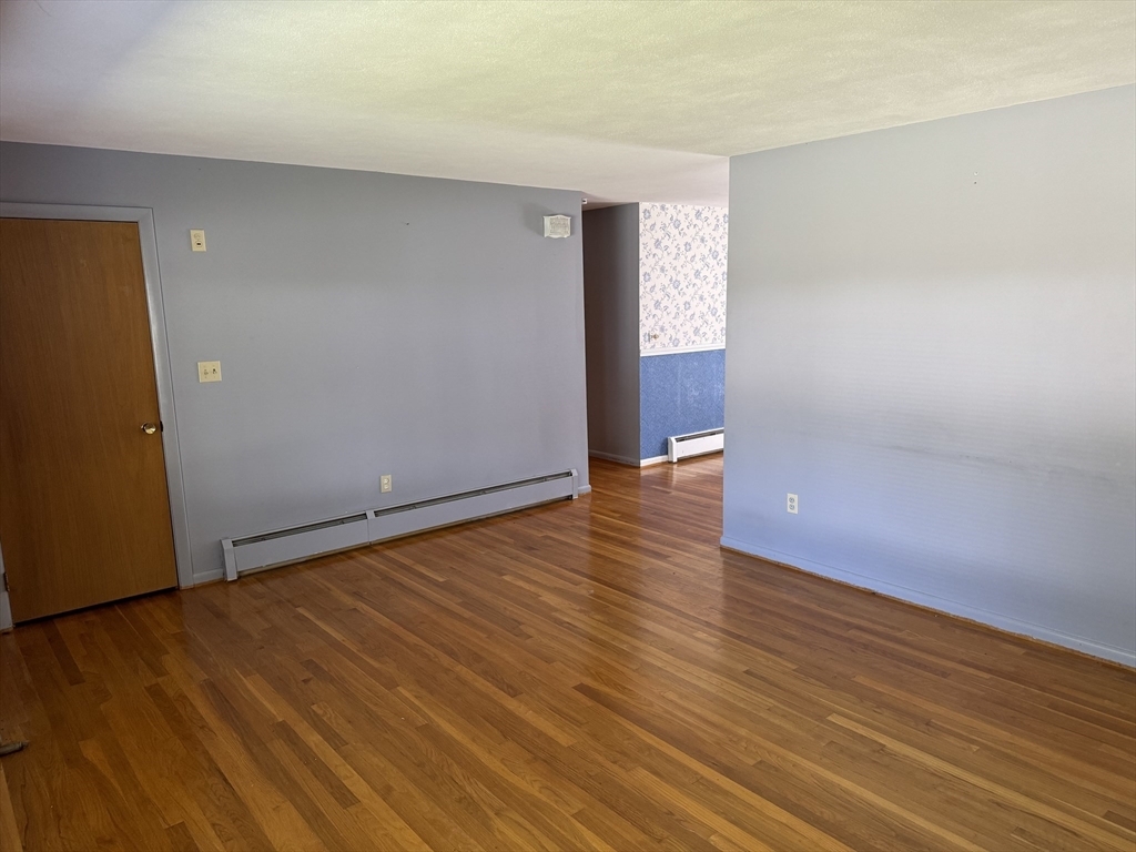 Property Photo:  3 Arlington St  MA 01501 