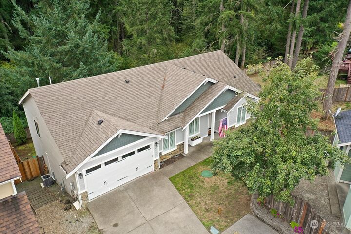 Property Photo:  6607 36th Lane SE  WA 98503 