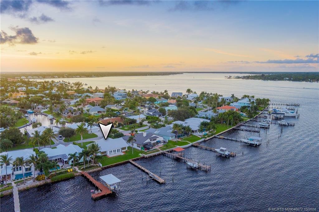 Property Photo:  1270 SW Dyer Point Road  FL 34990 