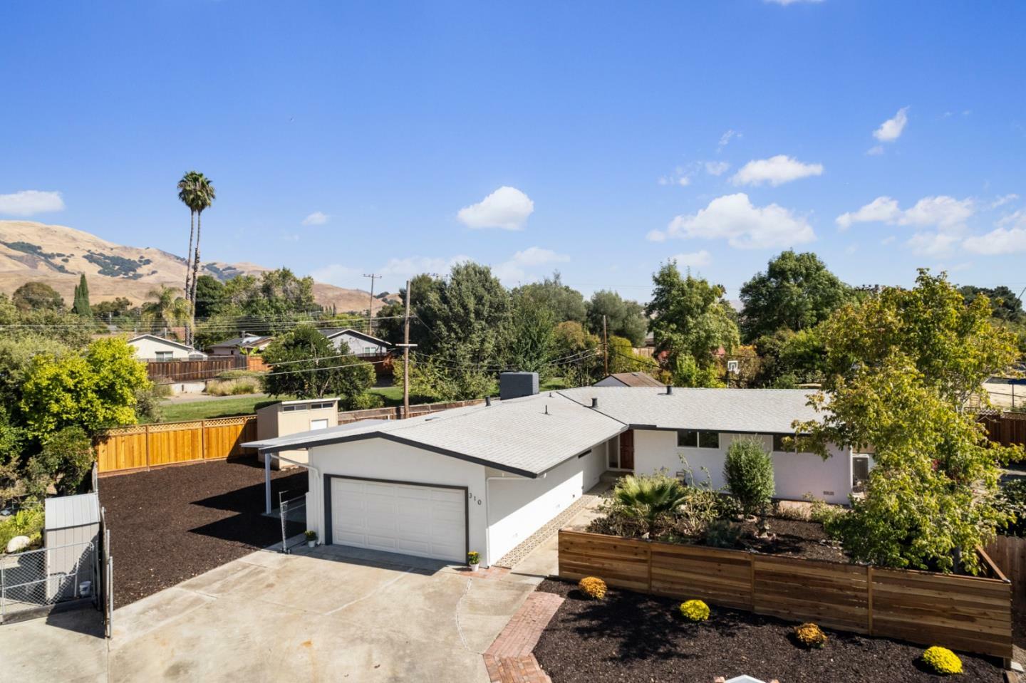 Property Photo:  310 Callan Street  CA 95035 