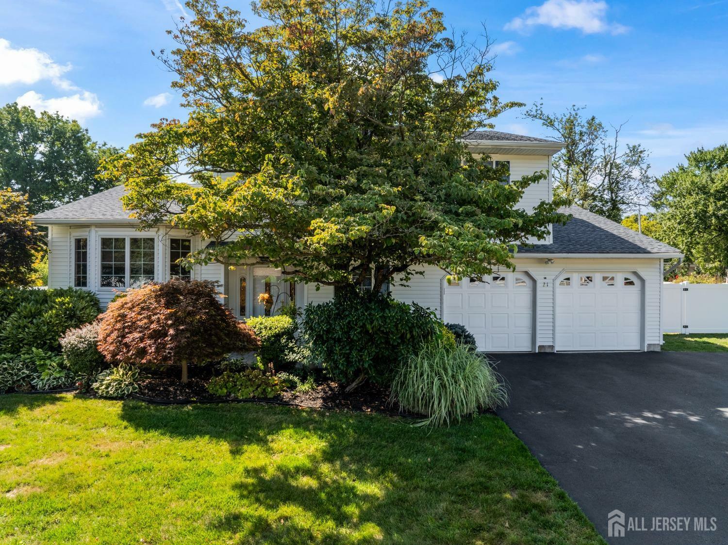 Property Photo:  21 Austin Drive  NJ 08816 