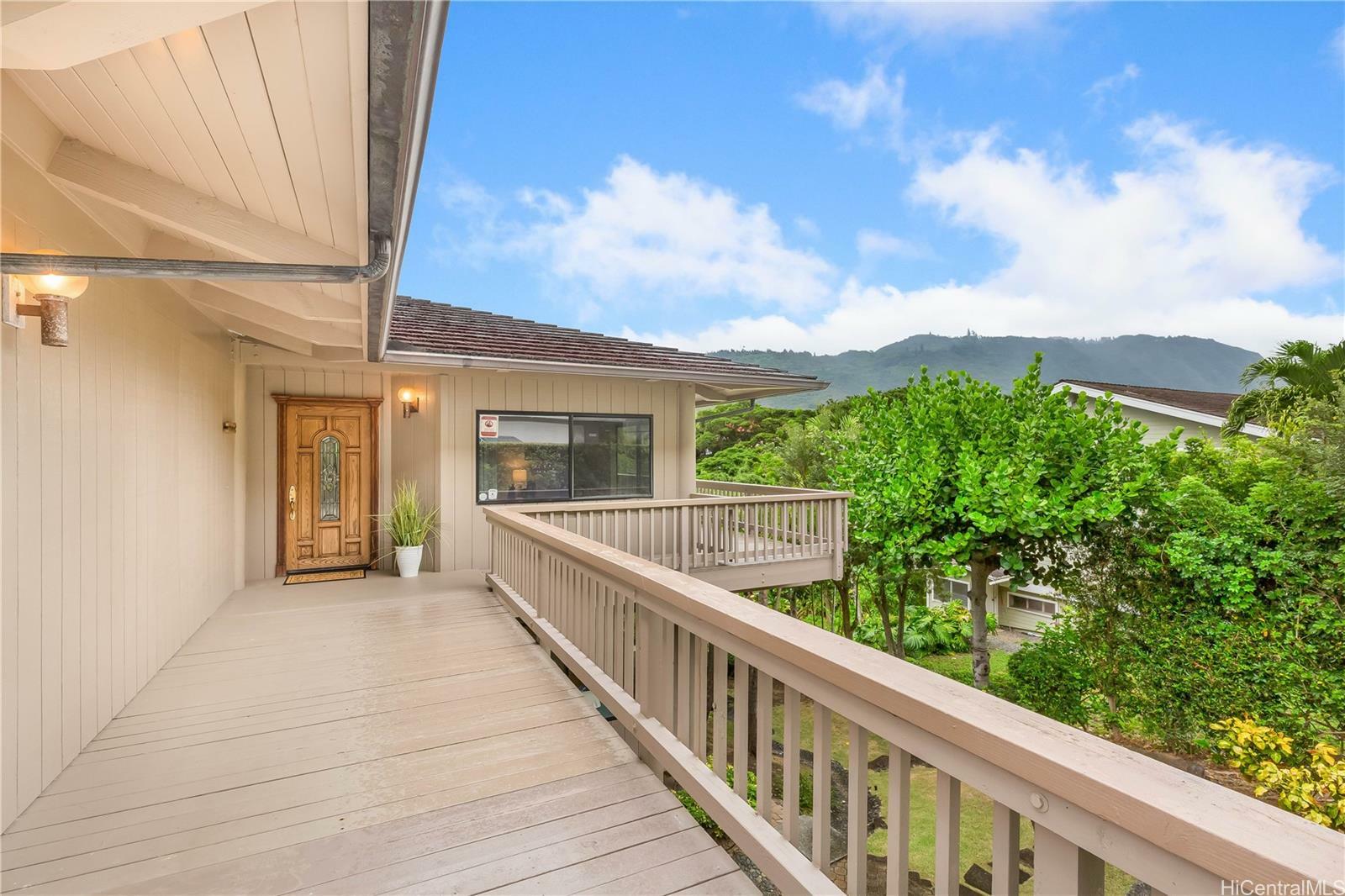 Property Photo:  2772 Kalawao Street  HI 96822 