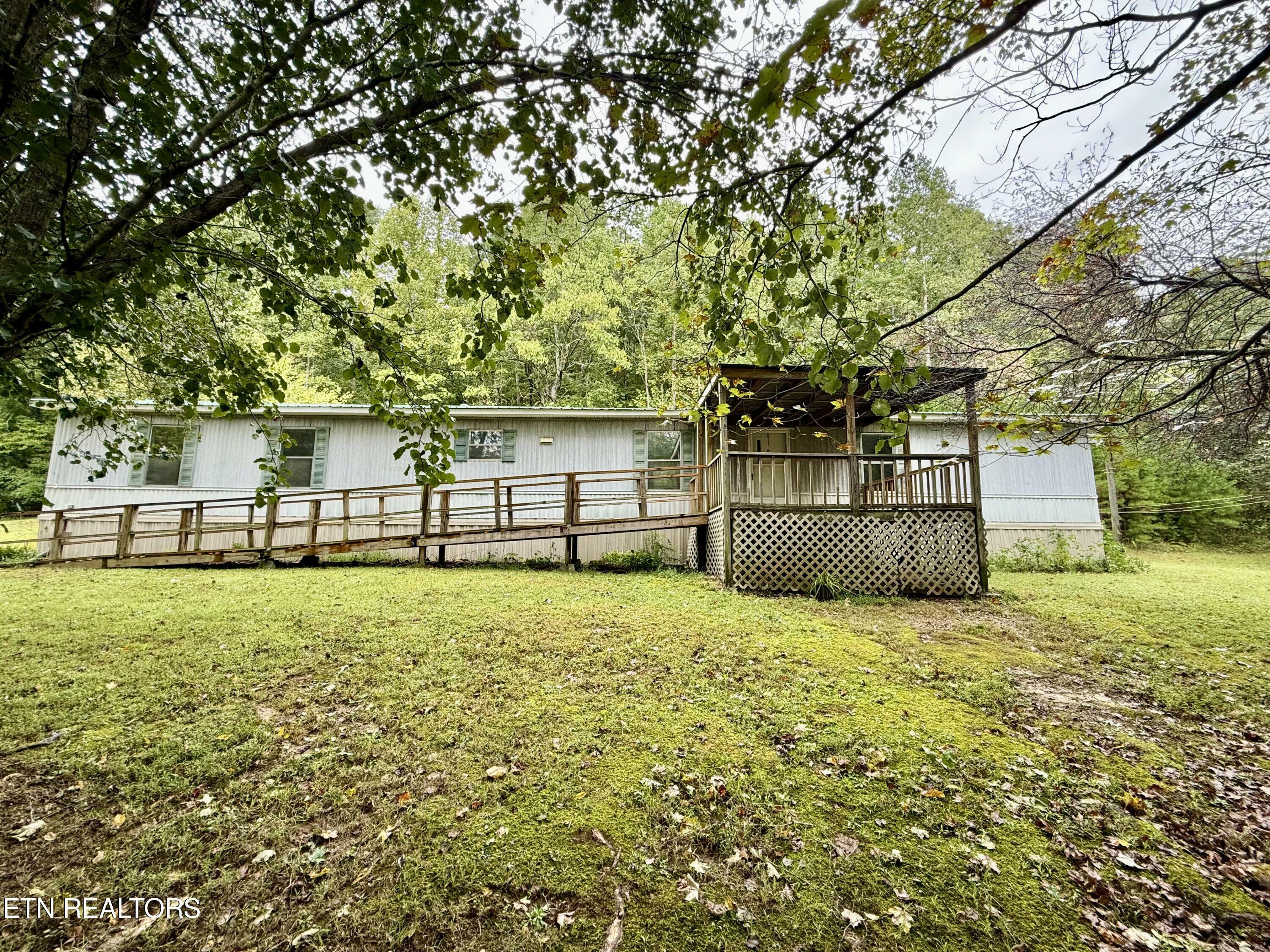 Property Photo:  3905 New Corinth Rd  TN 37709 