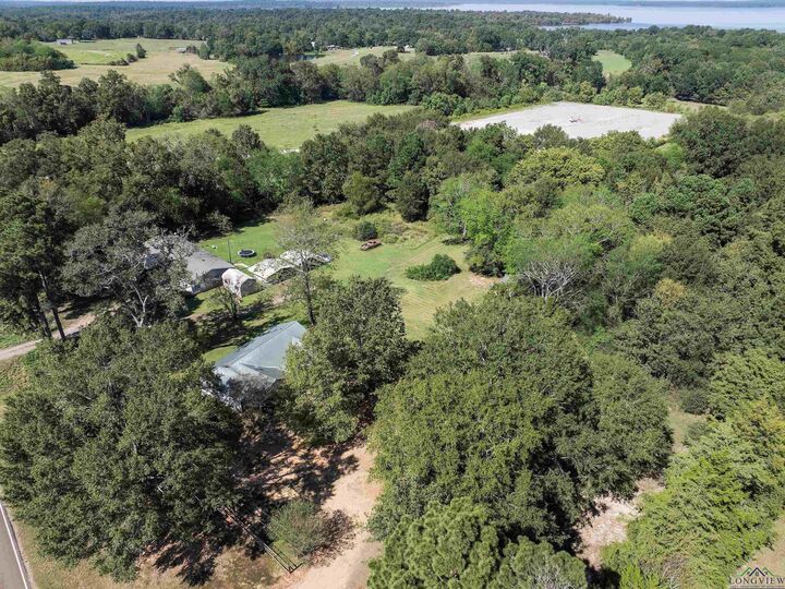Property Photo: 961 Fm 3172 TX 75973