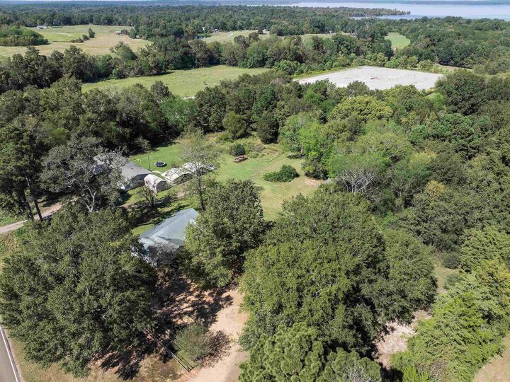 Property Photo:  961 Fm 3172  TX 75973 