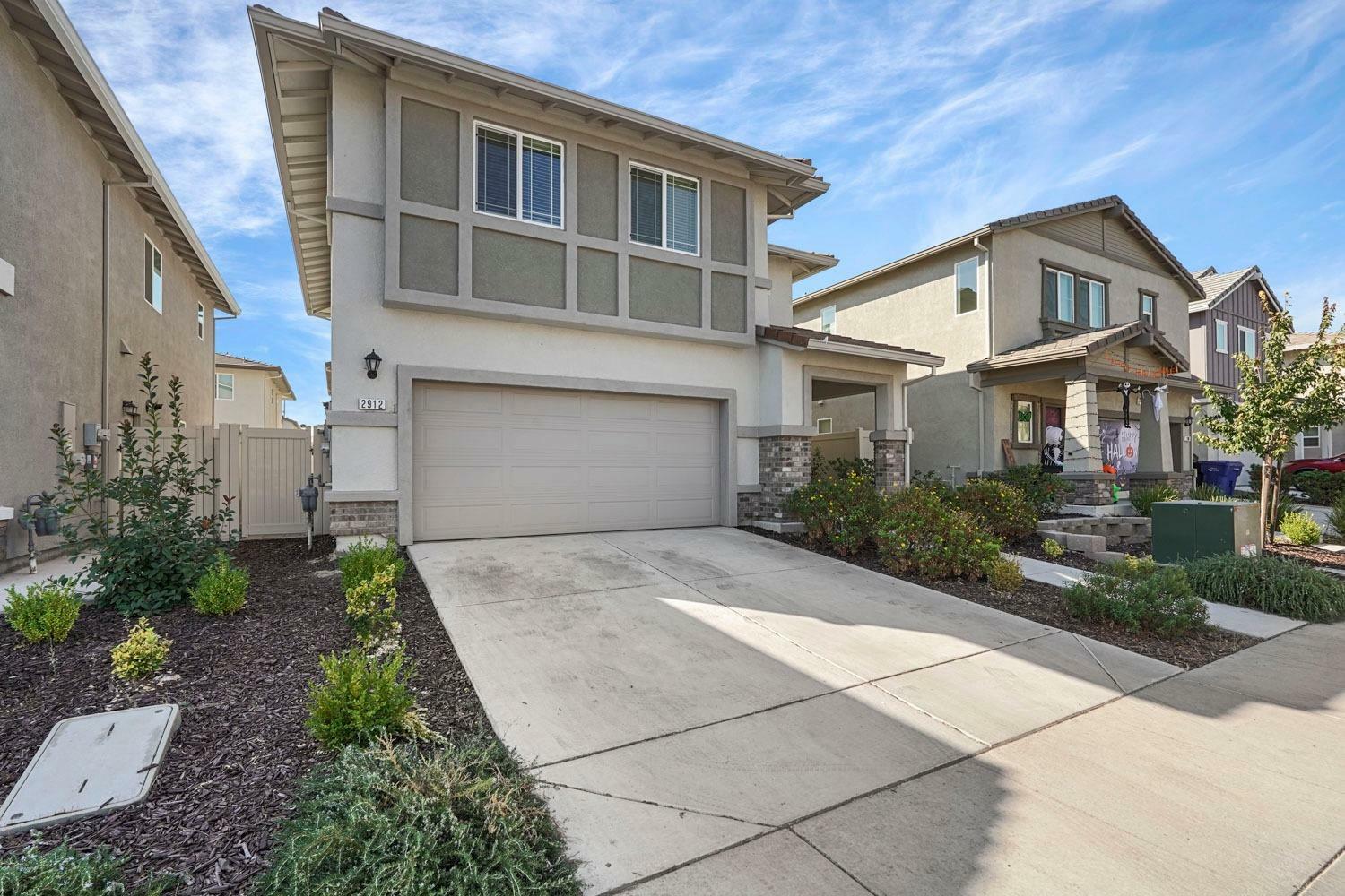 Property Photo:  2912 Oaksey Way  CA 95843 