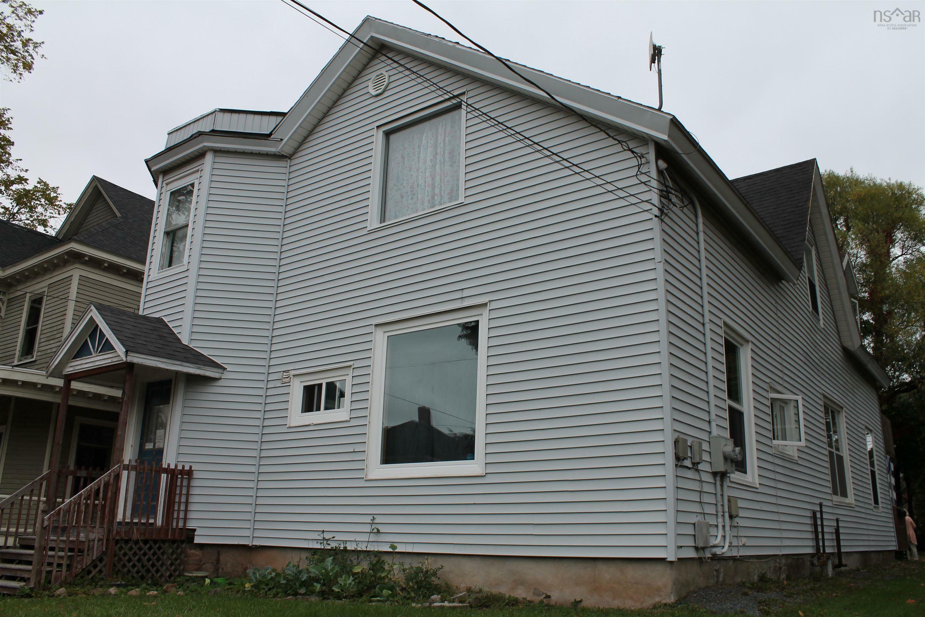 Property Photo:  101 Park Street  NS B2N 3J5 