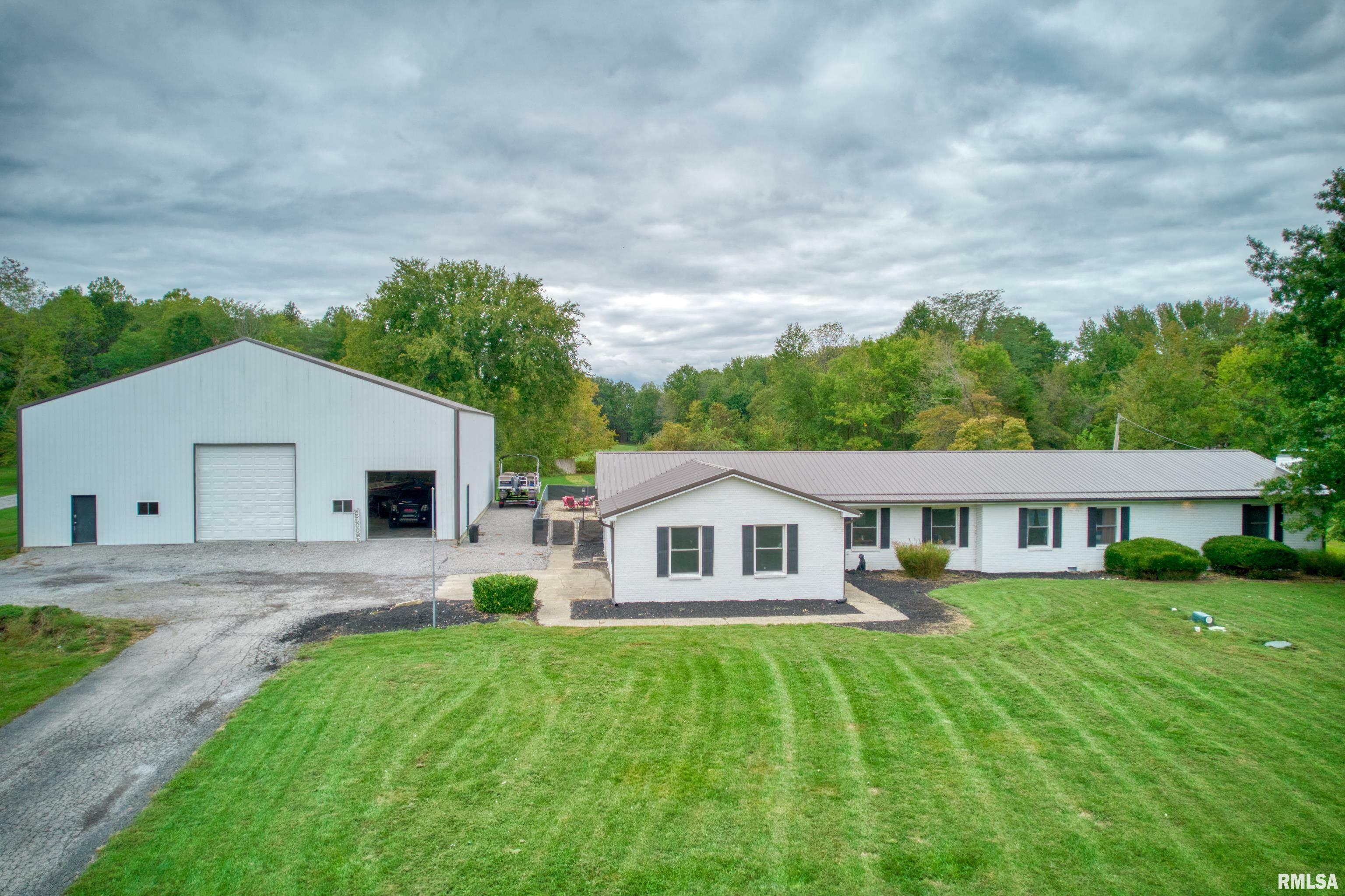 Property Photo: 3995 Route 37 IL 62959
