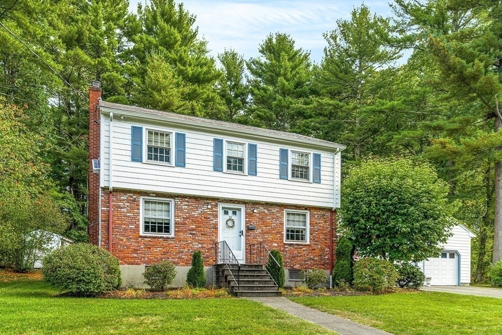 Property Photo:  25 Hillview Rd  MA 01864 