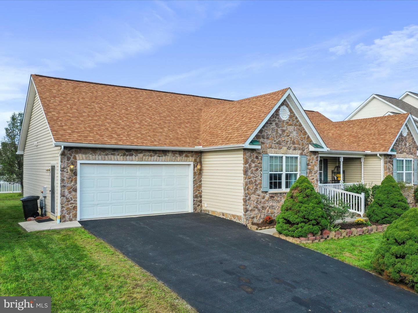 Property Photo:  332 Webber Springs Drive  WV 25428 