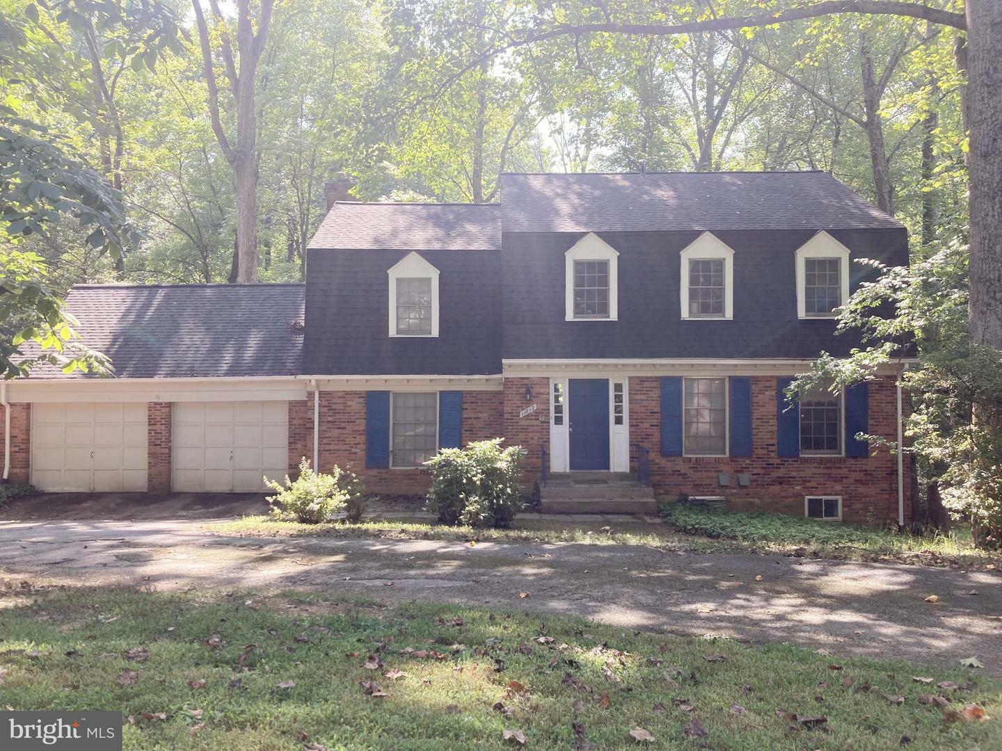 Property Photo:  11812 Hunting Ridge Court  MD 20854 