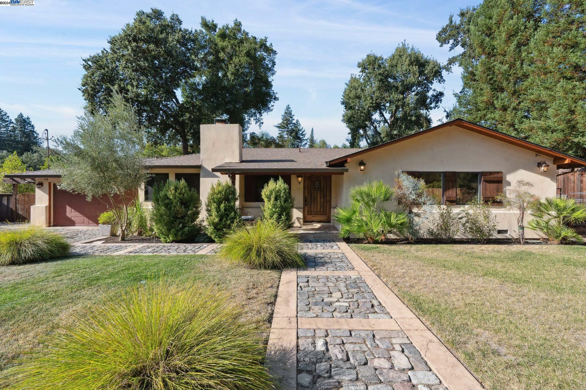 Property Photo:  1450 Livorna Rd  CA 94507 