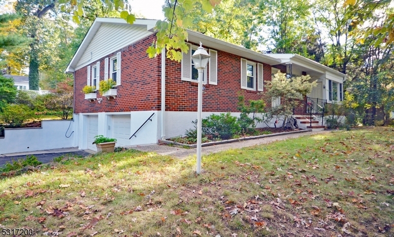 Property Photo:  75 Pine Grove Rd  NJ 07922 