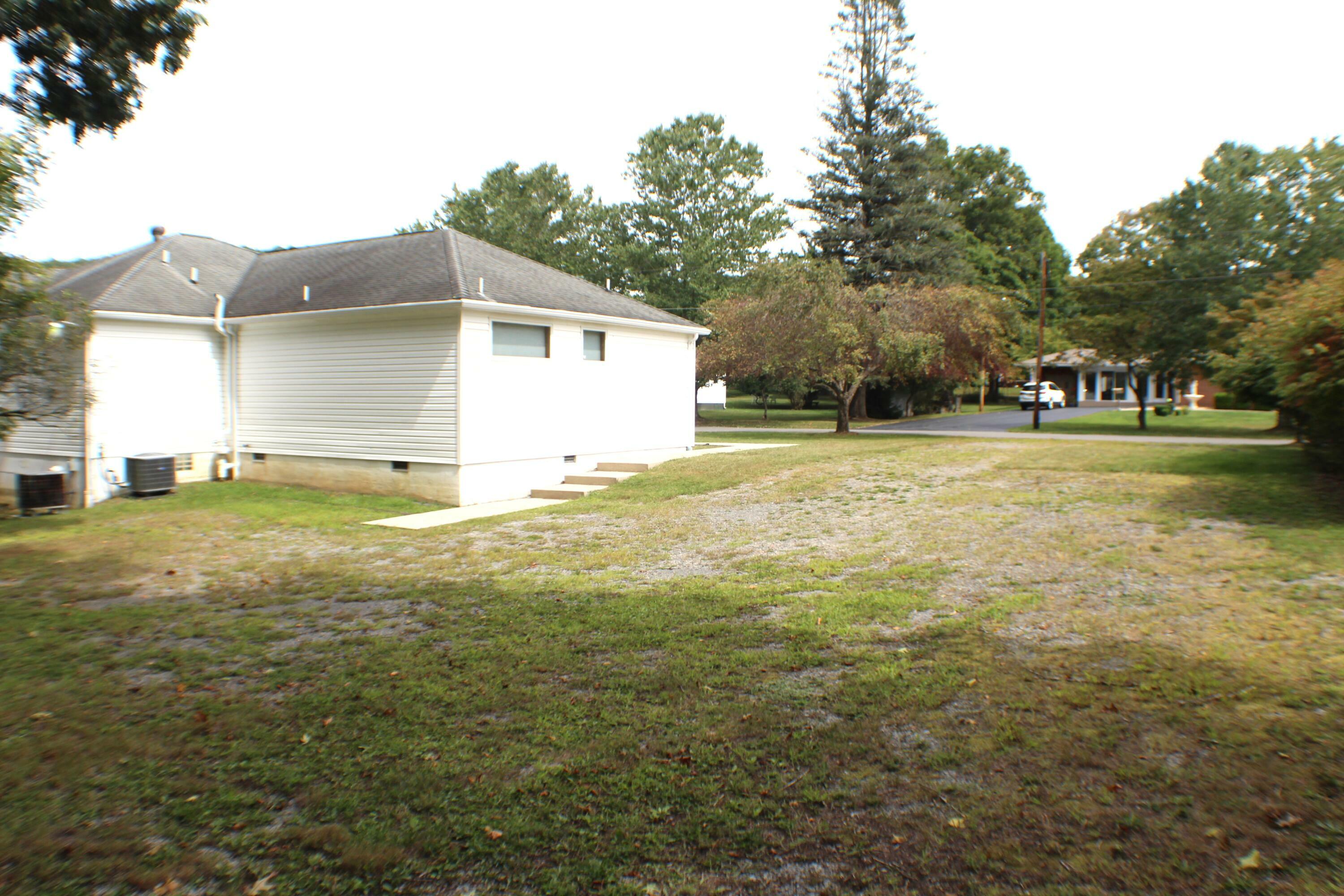 Property Photo:  818 13th Ave  WV 24954 