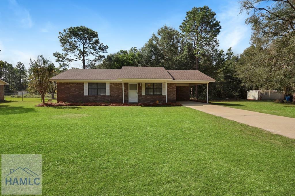 Property Photo:  322 Gray Drive  GA 31545 