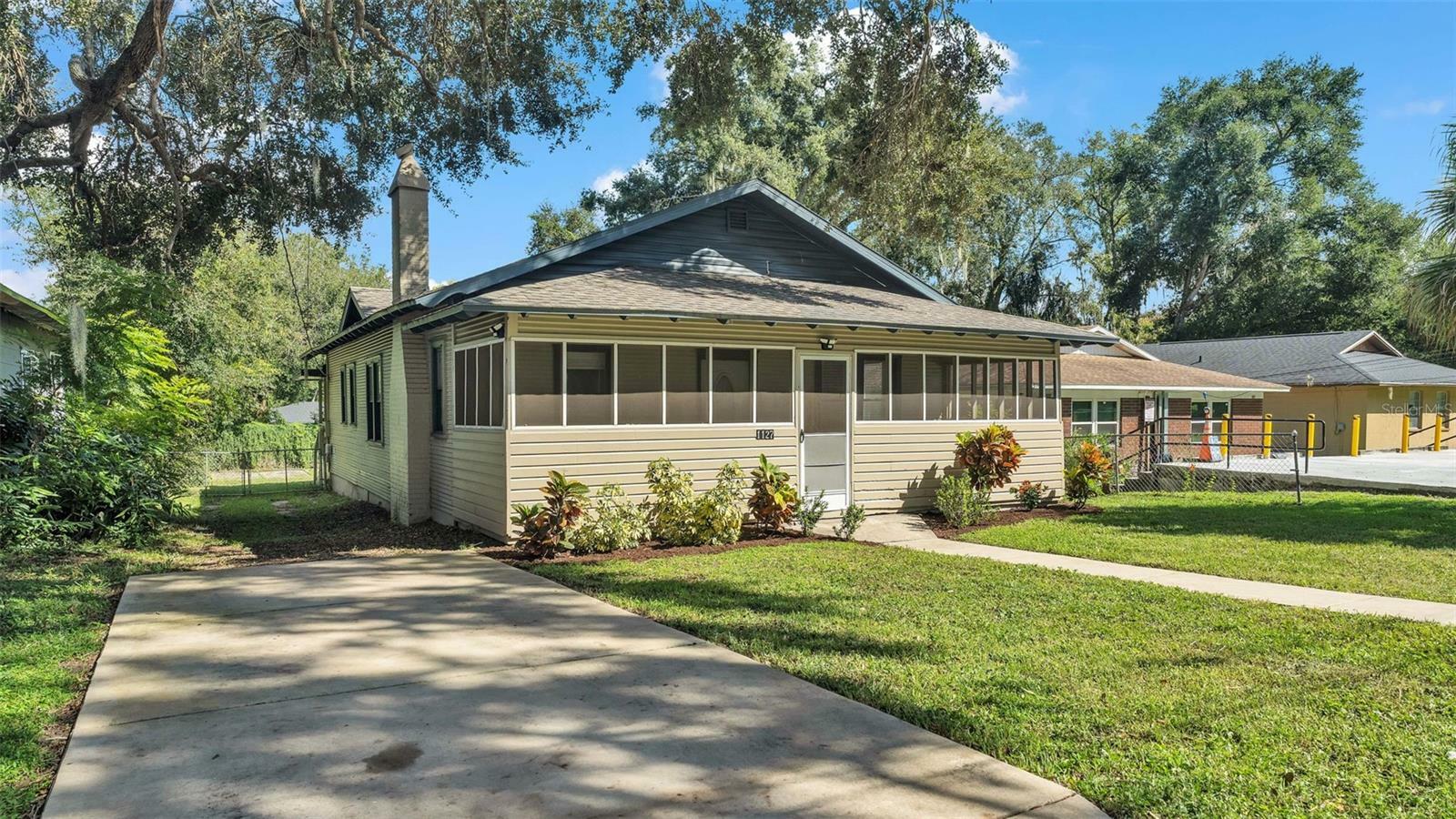 Property Photo:  1127 N Stella Avenue  FL 33805 