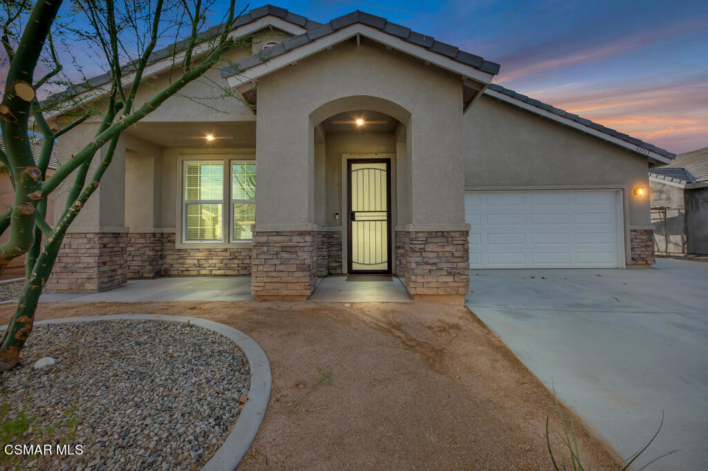 Property Photo: 43733 Verella Court CA 93536