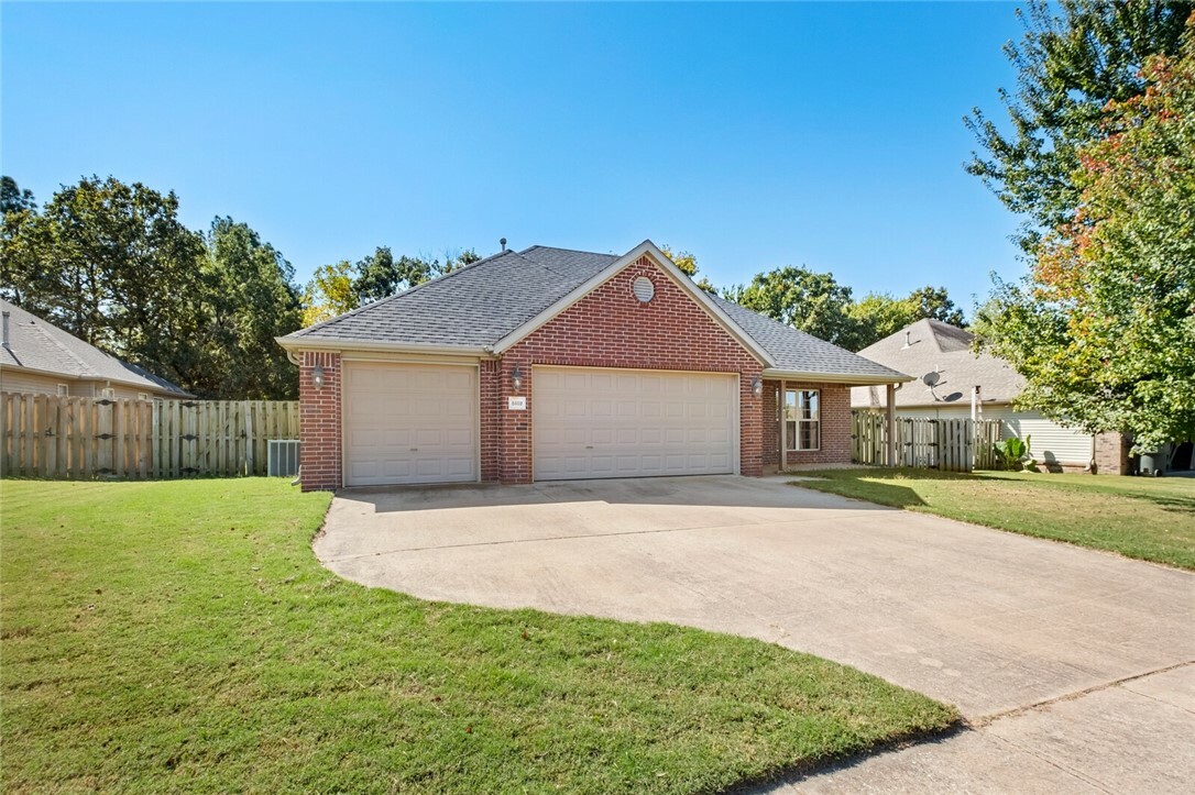 Property Photo:  8409 W Vista Terrace Drive  AR 72704 