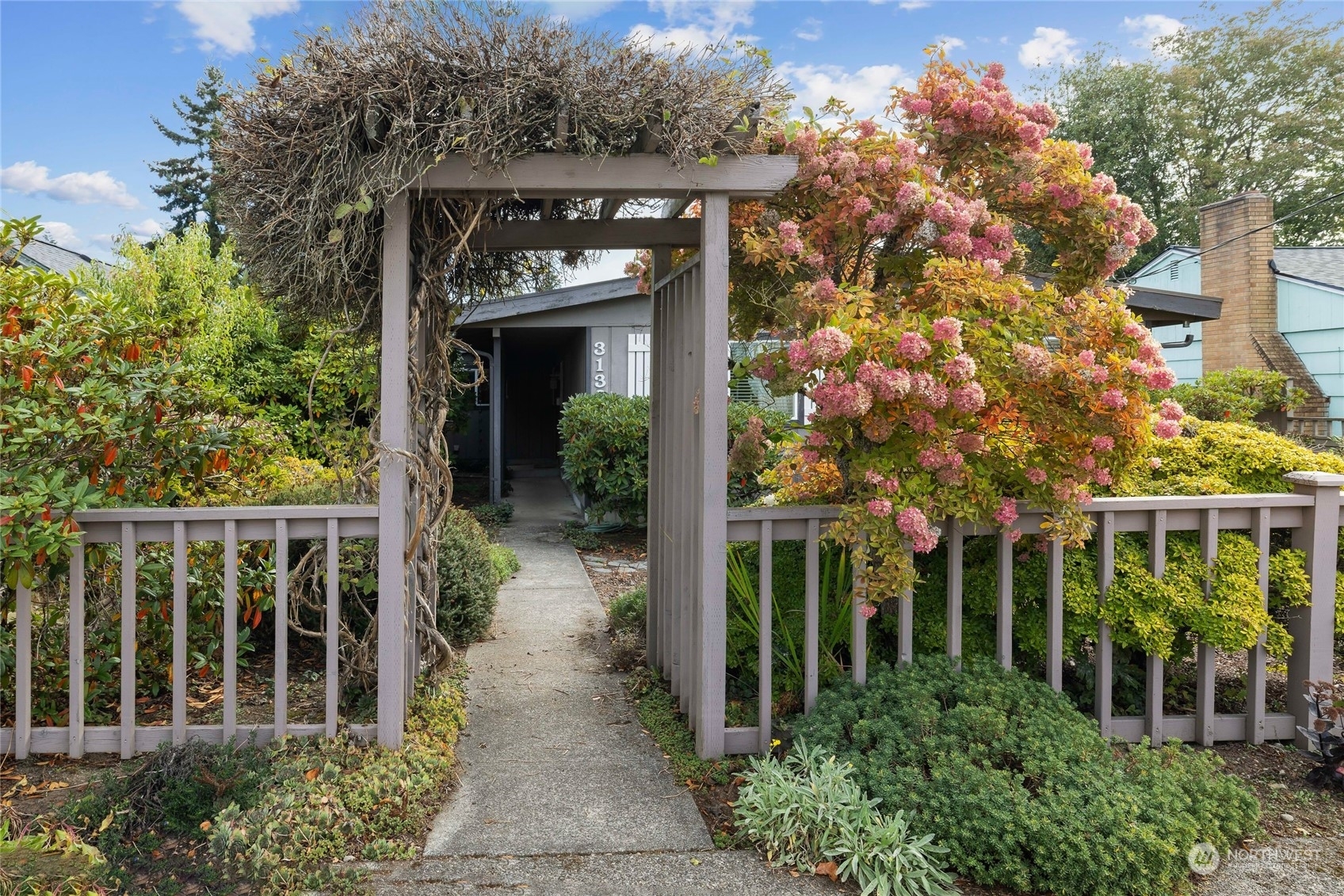 Property Photo:  3133 N Huson Street  WA 98407 