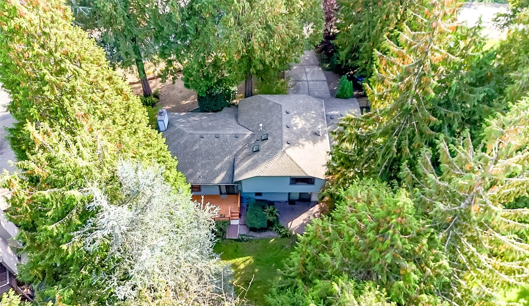 Property Photo:  21012 SE 258th Street  WA 98038 