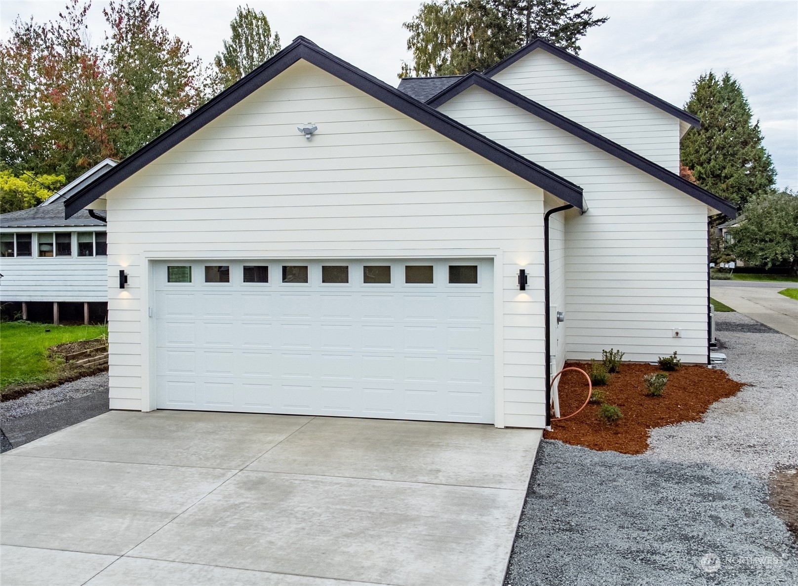 Property Photo:  1030 Garfield Avenue  WA 98230 