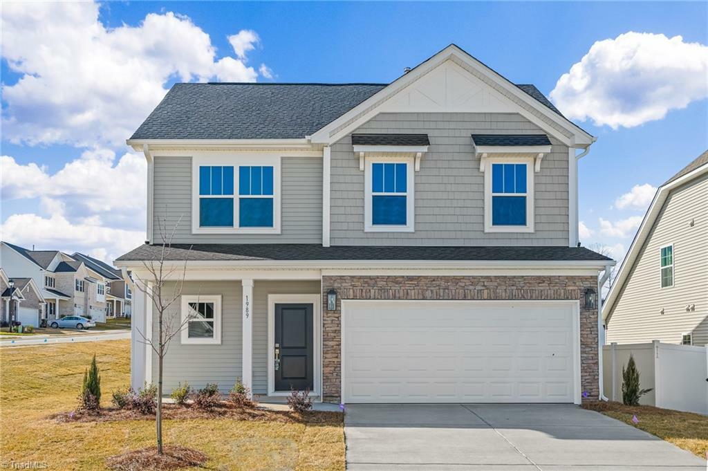 Property Photo:  1989 Watkins Landing Drive  NC 27284 