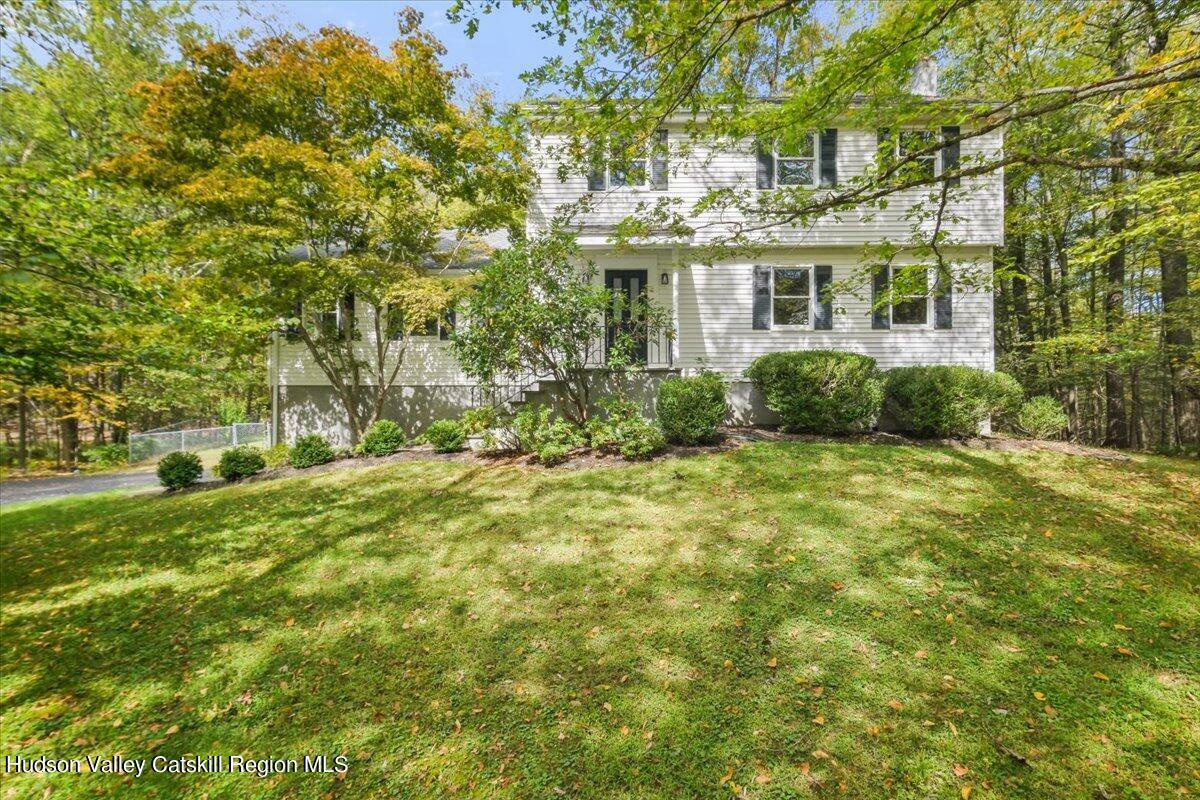 Property Photo:  325 Tanglewood  NY 12491 