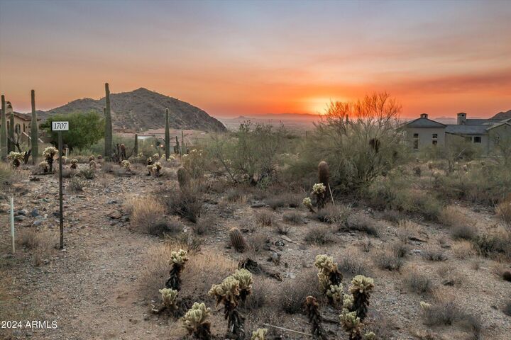 Property Photo: 20568 N 112th Street 1707 AZ 85255
