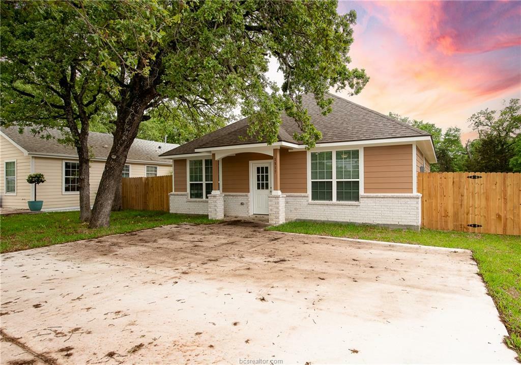 1517 Carver St.  Bryan TX 77803 photo