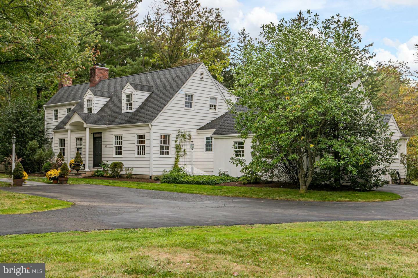 Property Photo:  31 Nelson Ridge Road  NJ 08540 