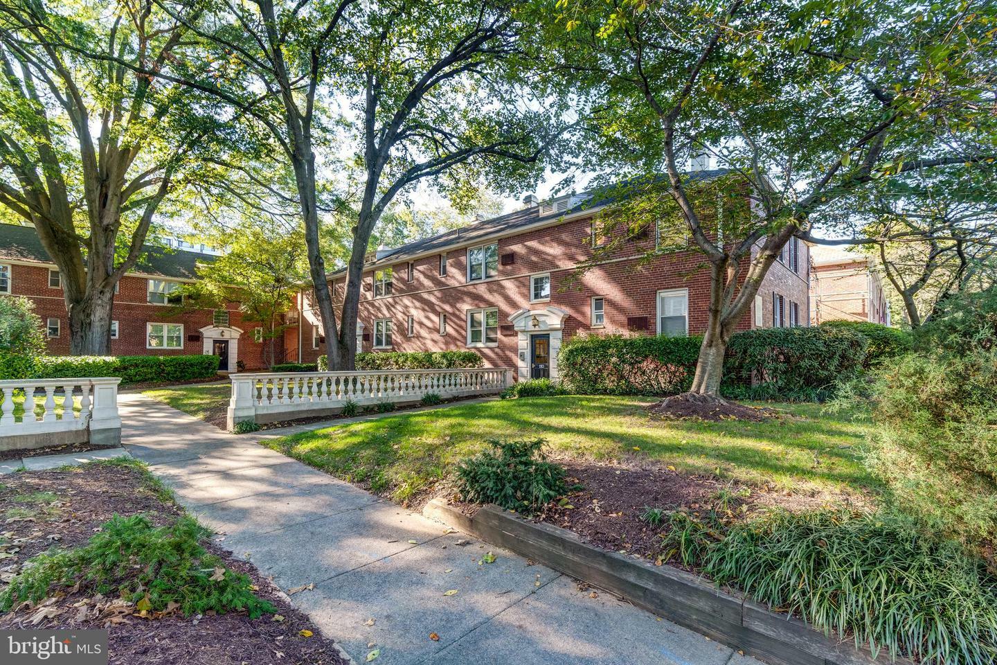 Property Photo:  110 N George Mason Drive 110-4  VA 22203 