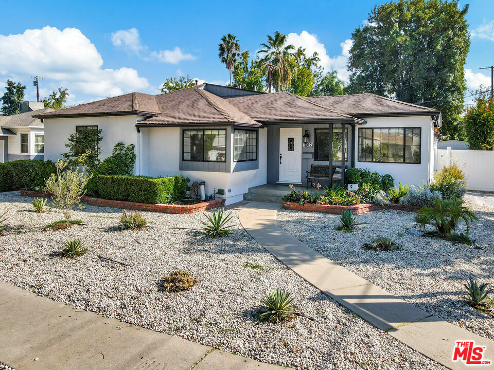 Property Photo:  18424 Domino St  CA 91335 