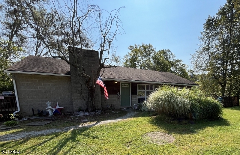 Property Photo: 100 Gemmer Rd NJ 07461