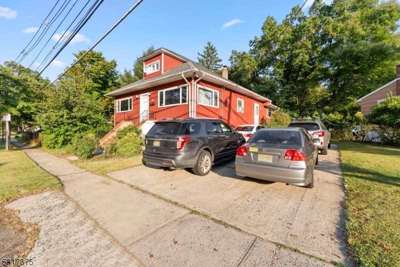 Property Photo:  250 Walnut St  NJ 08812 