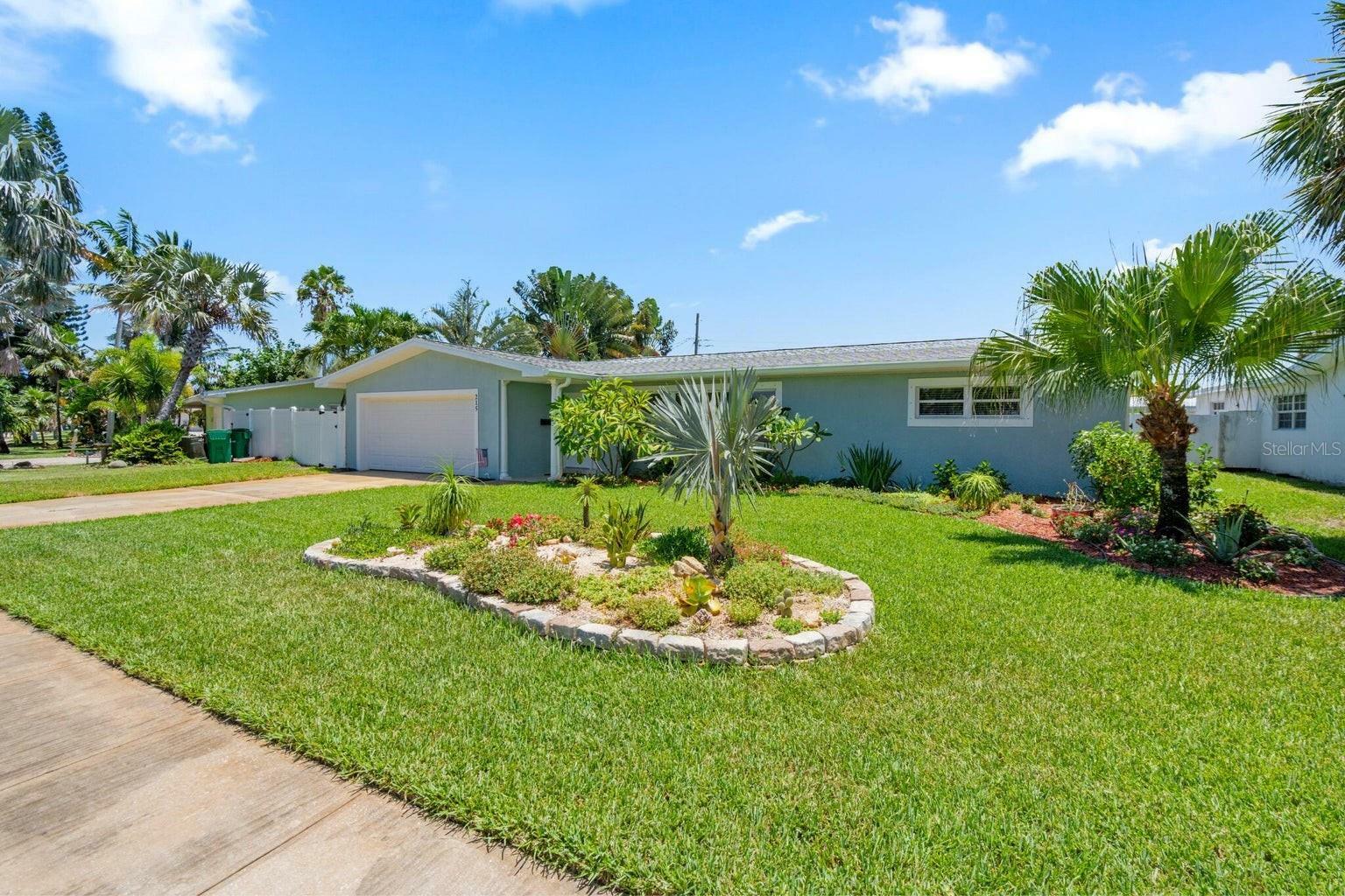 Property Photo:  215 S Robert Way  FL 32937 