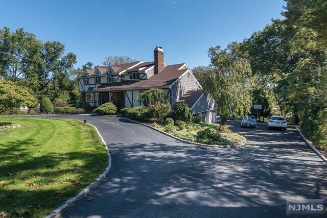 Property Photo:  144 Carlough Road  NJ 07458 