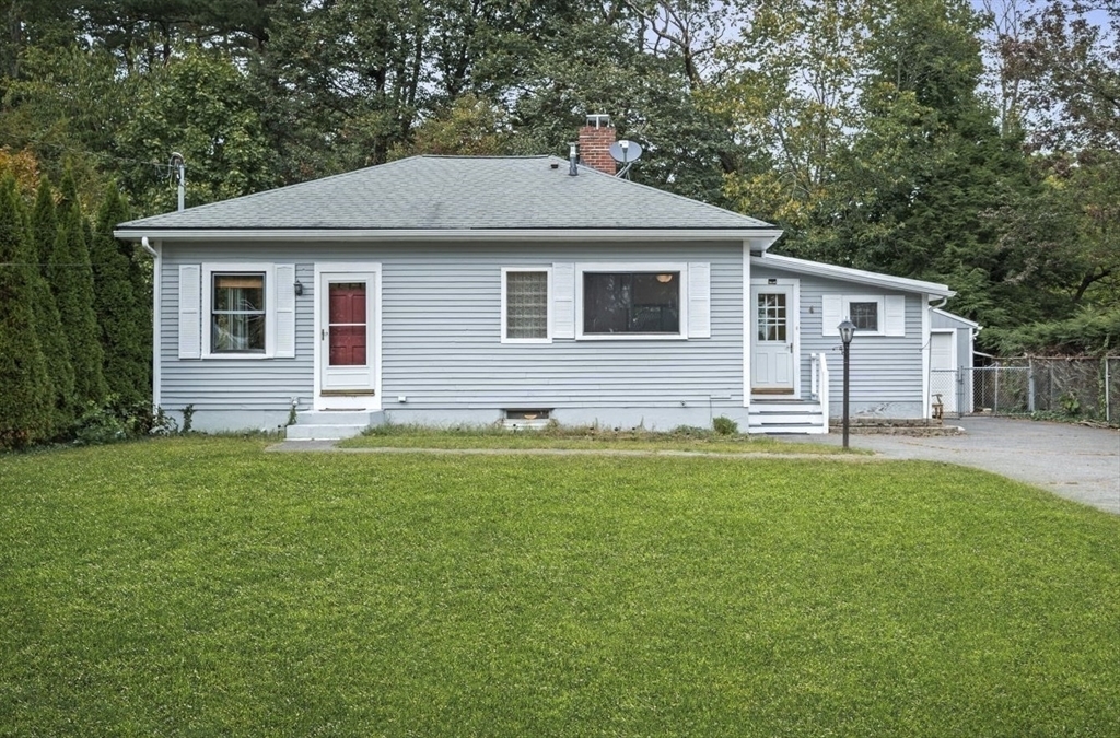 Property Photo:  4 Sargent Street  MA 01915 